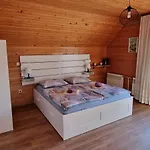Sodja Δωμάτια σε οικογενειακή κατοικία *