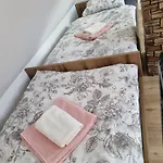 Δωμάτια σε οικογενειακή κατοικία Sodja *